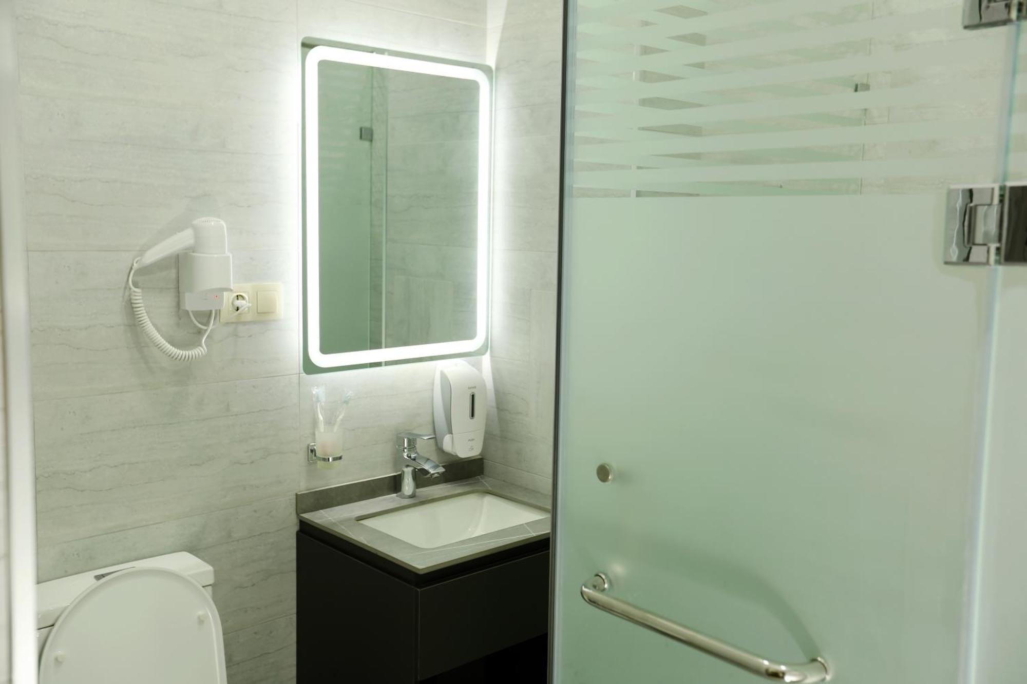 Parklane Hotel Tashkent Room photo