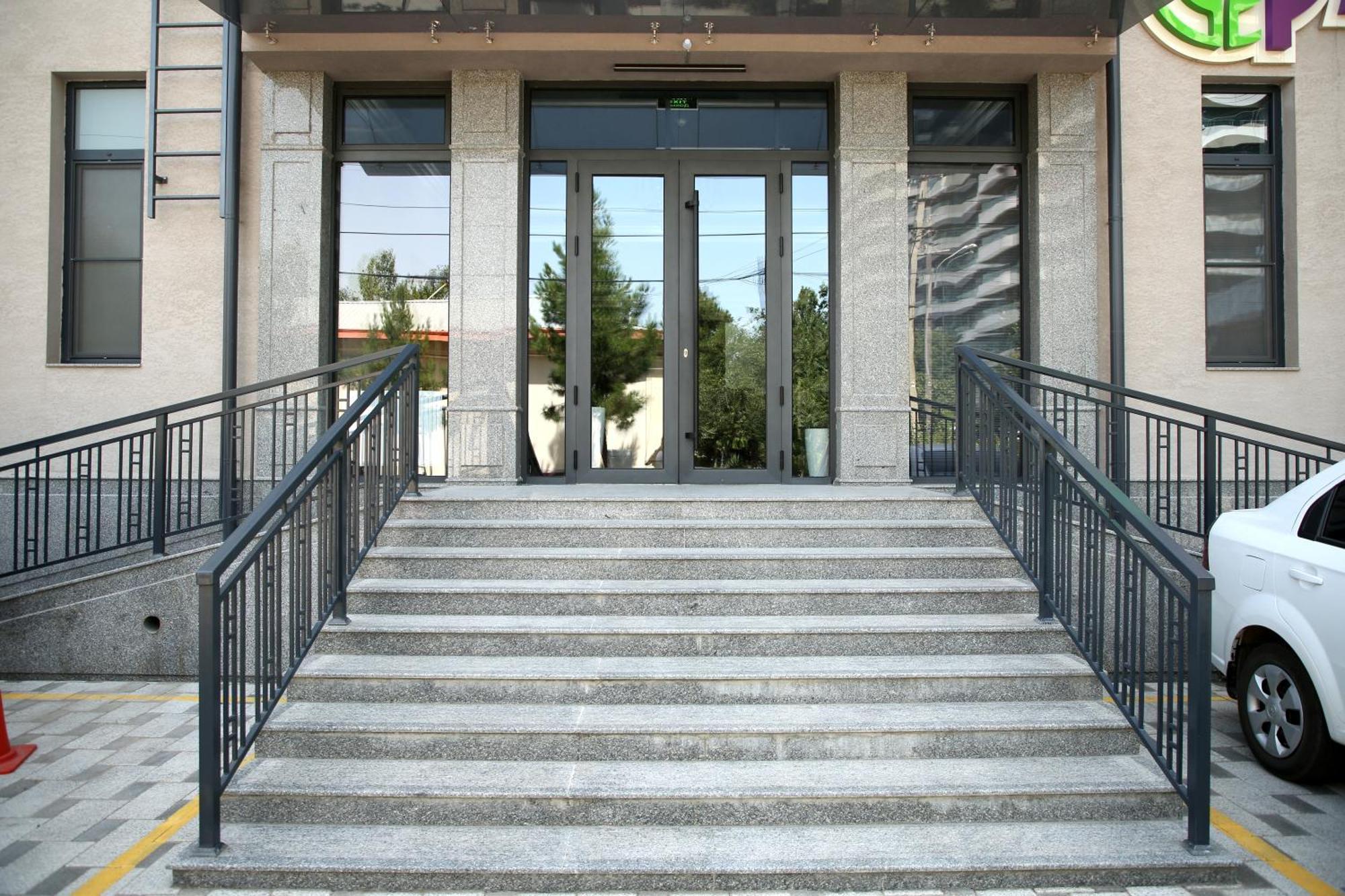Parklane Hotel Tashkent Exterior photo